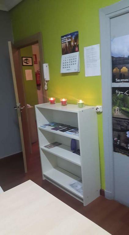 Arjori Rooms Hostal 萨拉曼卡 外观 照片