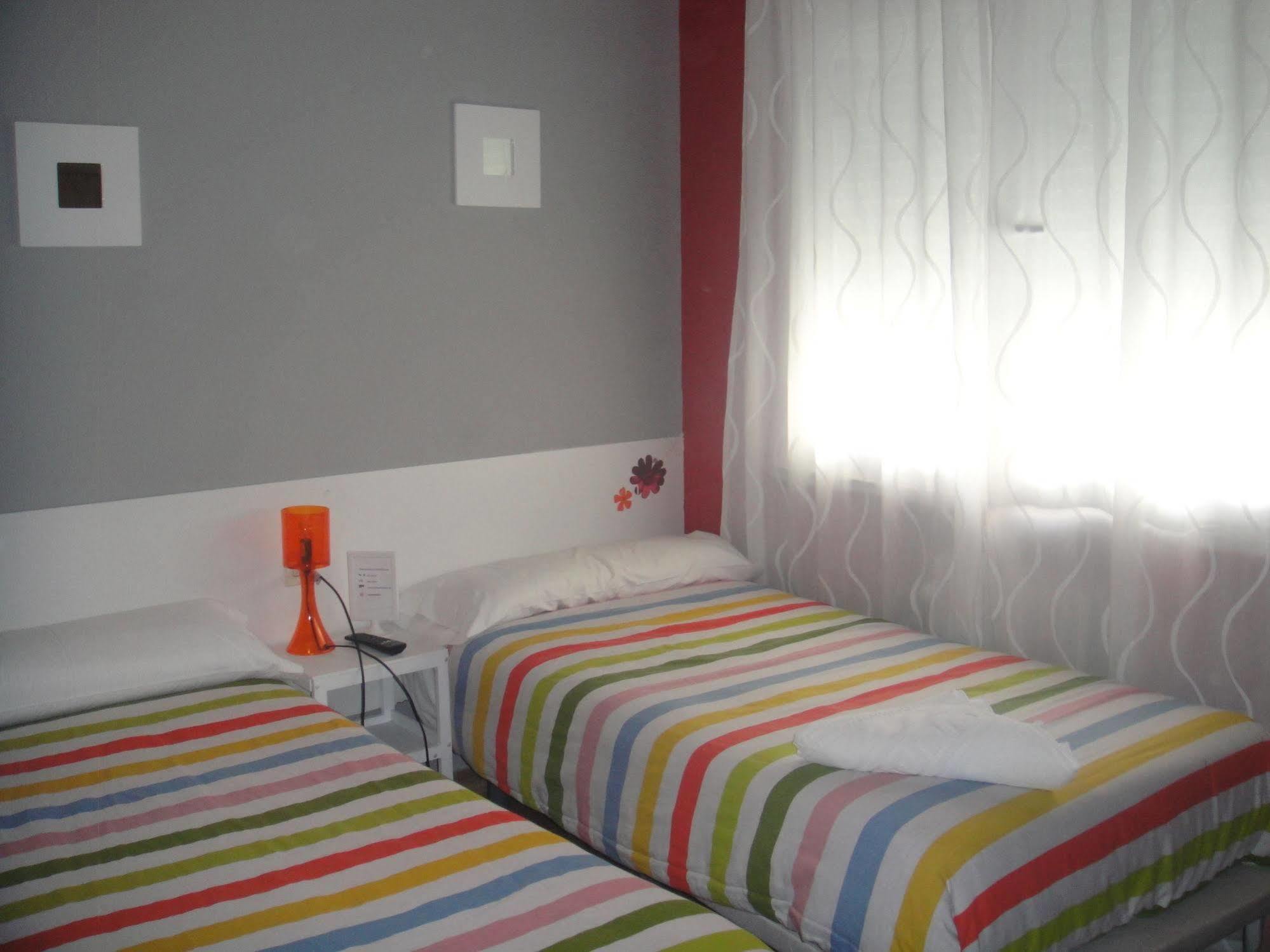 Arjori Rooms Hostal 萨拉曼卡 外观 照片