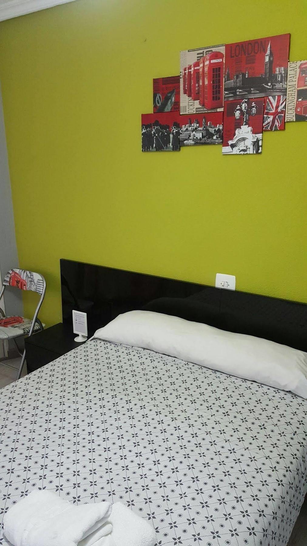 Arjori Rooms Hostal 萨拉曼卡 外观 照片